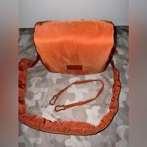 🎉SOLD 🎉 dagne dover kitty crossbody in coyote